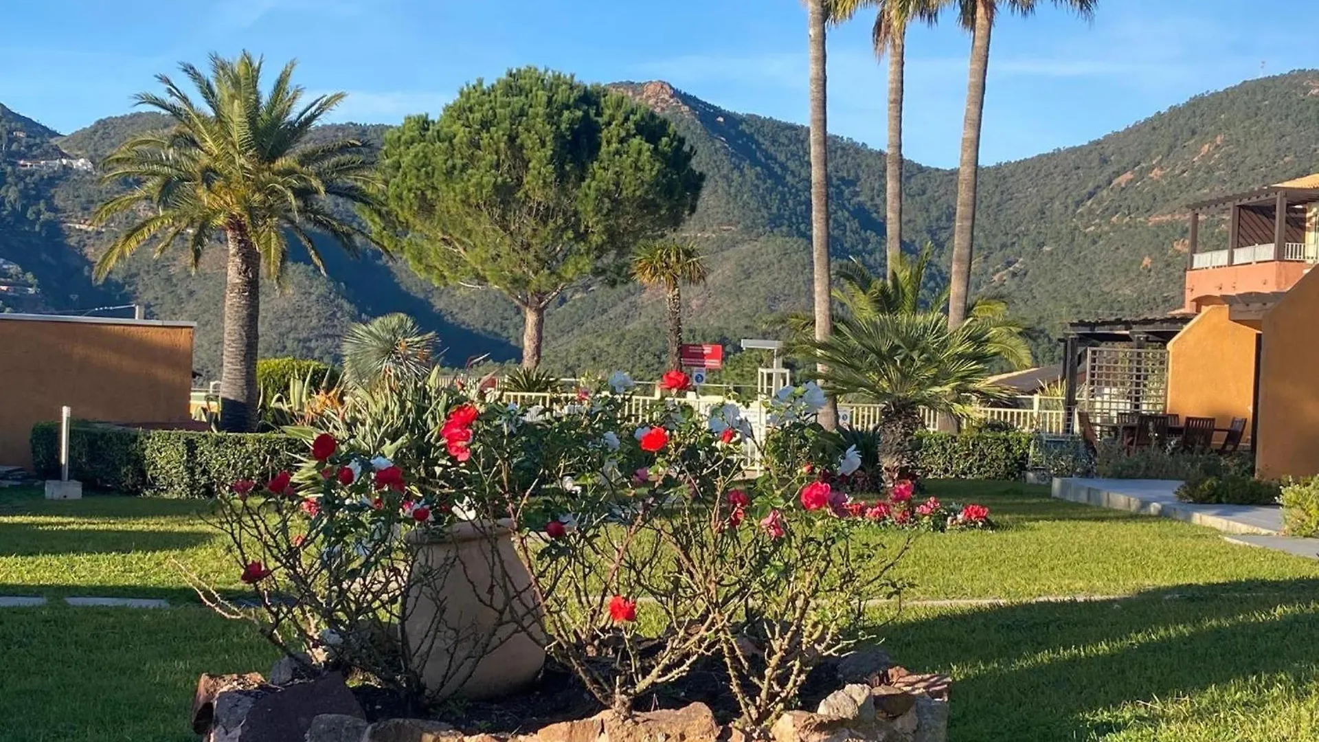 Vue Mer Et Jardin Théoule-sur-Mer